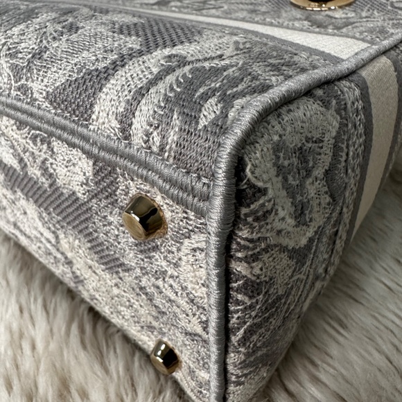 Dior Lady D-Lite Medium Gray Toile de Jouy - Picture 12 of 16